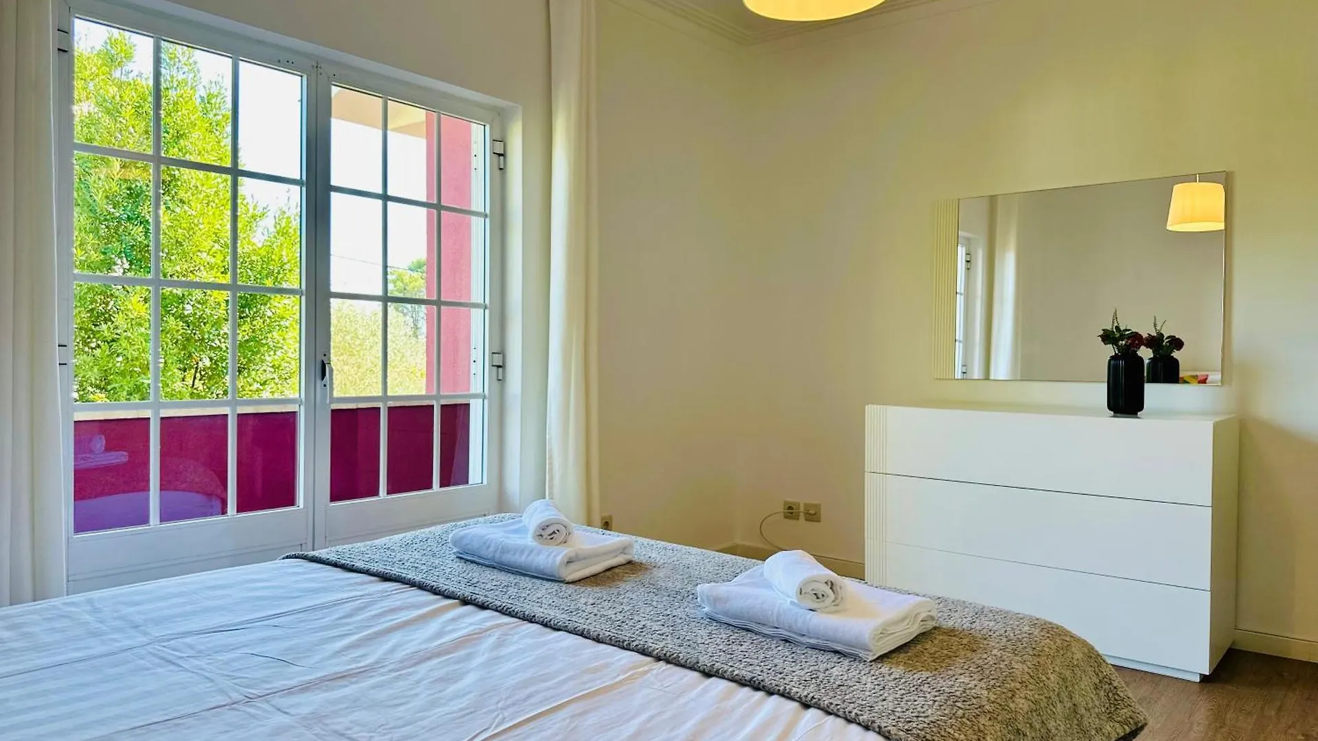 Glicinias Cascais Villa Birre